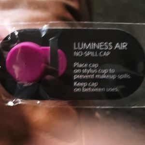 Make up airbrush kit with 8 foundations